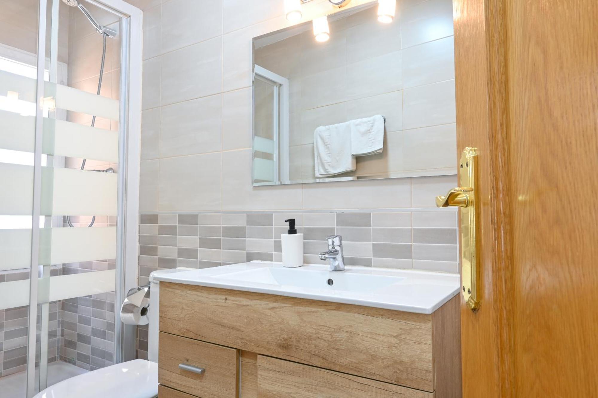 Apartamento For Acogedor Temporal En Vallecas Tu Nuevo Hogar En Un Barrio Con Encanto Mdv1a Madri